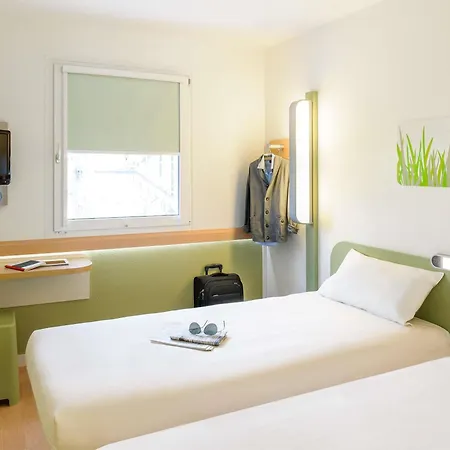 Ibis Budget Bordeaux Aeroport Hotel 2*