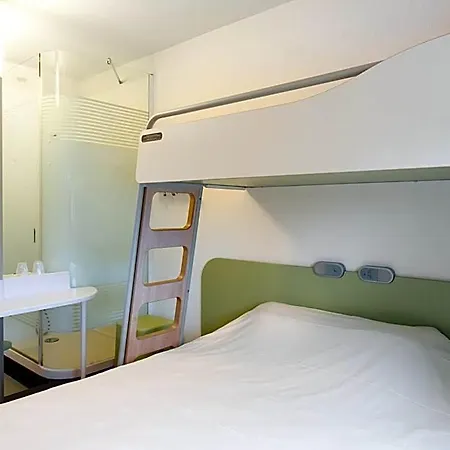 Ibis Budget Bordeaux Aeroport Otel 2*