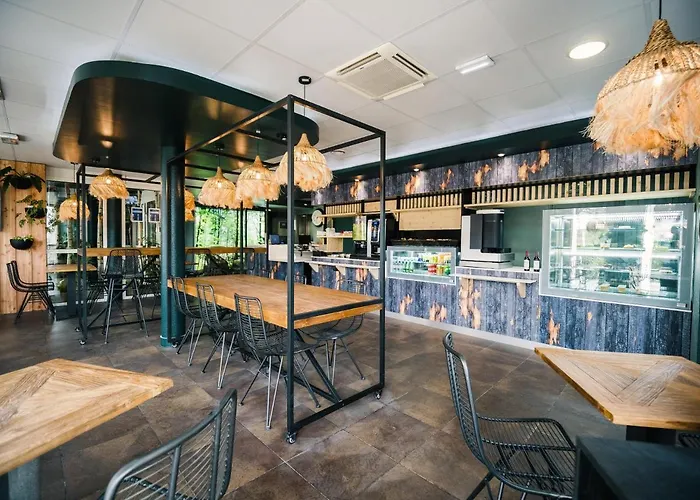 波尔多机场宜必思快捷酒店 酒店