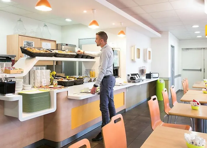 Ibis Budget Bordeaux Aeroport Hotel 2*