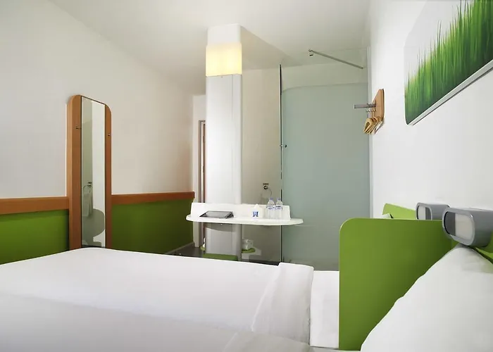 Ibis Budget Bordeaux Aeroport Hotel 2*